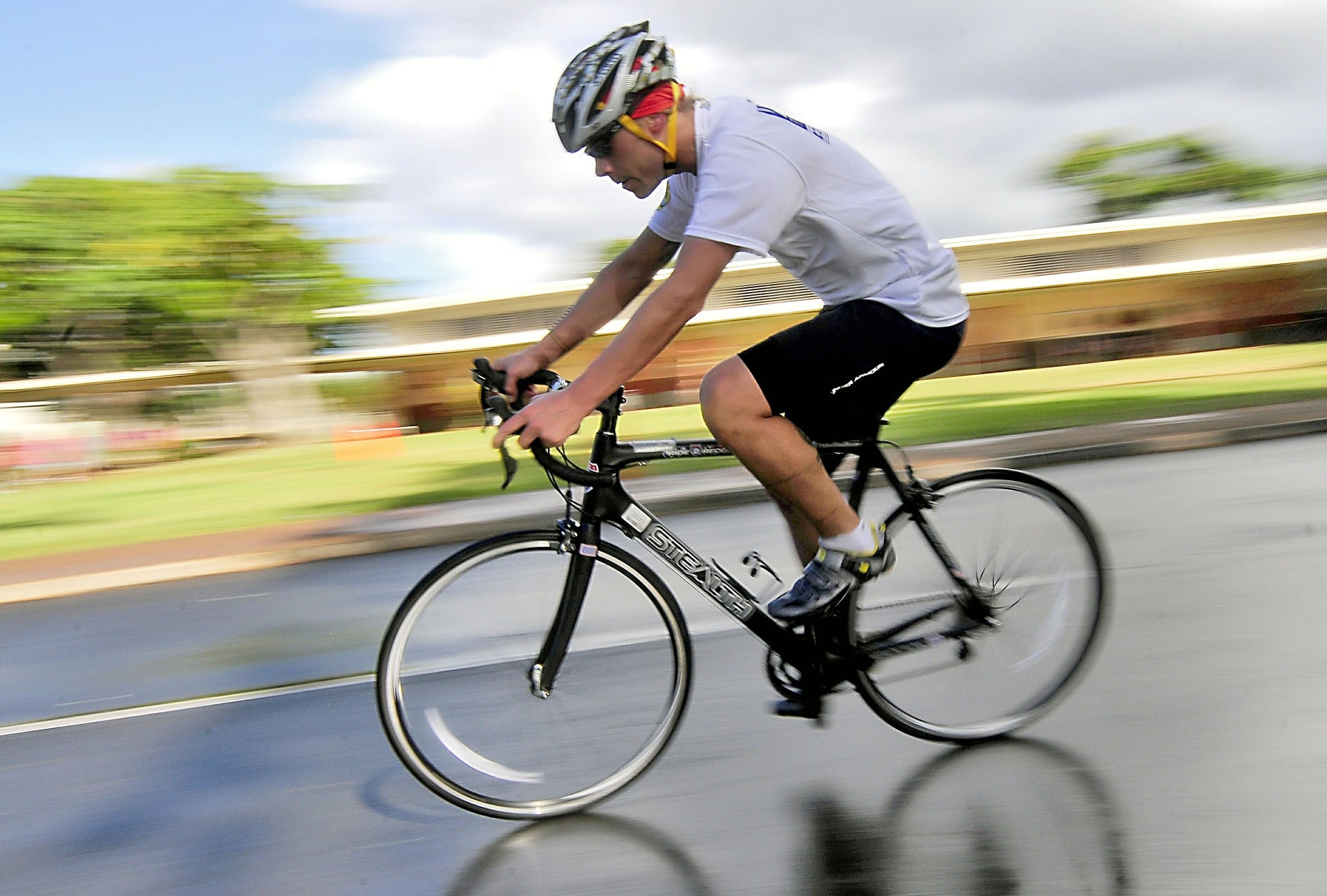 Trening kardio - jazda na rowerze